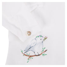 Cargar imagen en el visor de la galería, Blusa Blanca con Vuelos y Pajarito bordado a mano