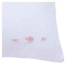 Cargar imagen en el visor de la galería, Almohada Flor Bordada a Mano
