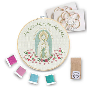Mini Kit para bordar Virgen de Lourdes
